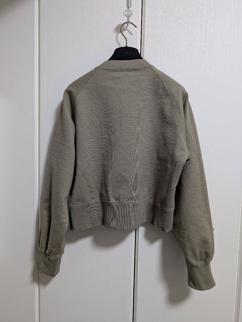 美品ꕤ23AW【sacai】Sピンズ付きプルオーバースウェット