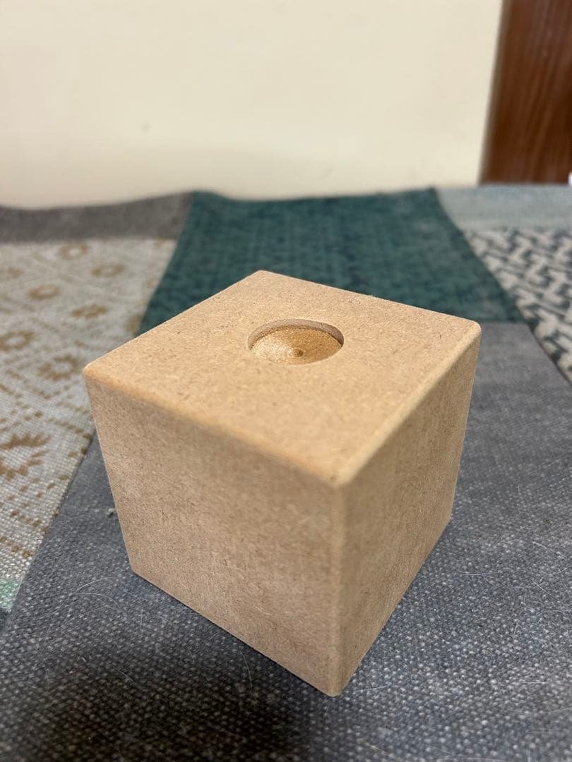 黒い天然石 氣の文字付き(彫刻)