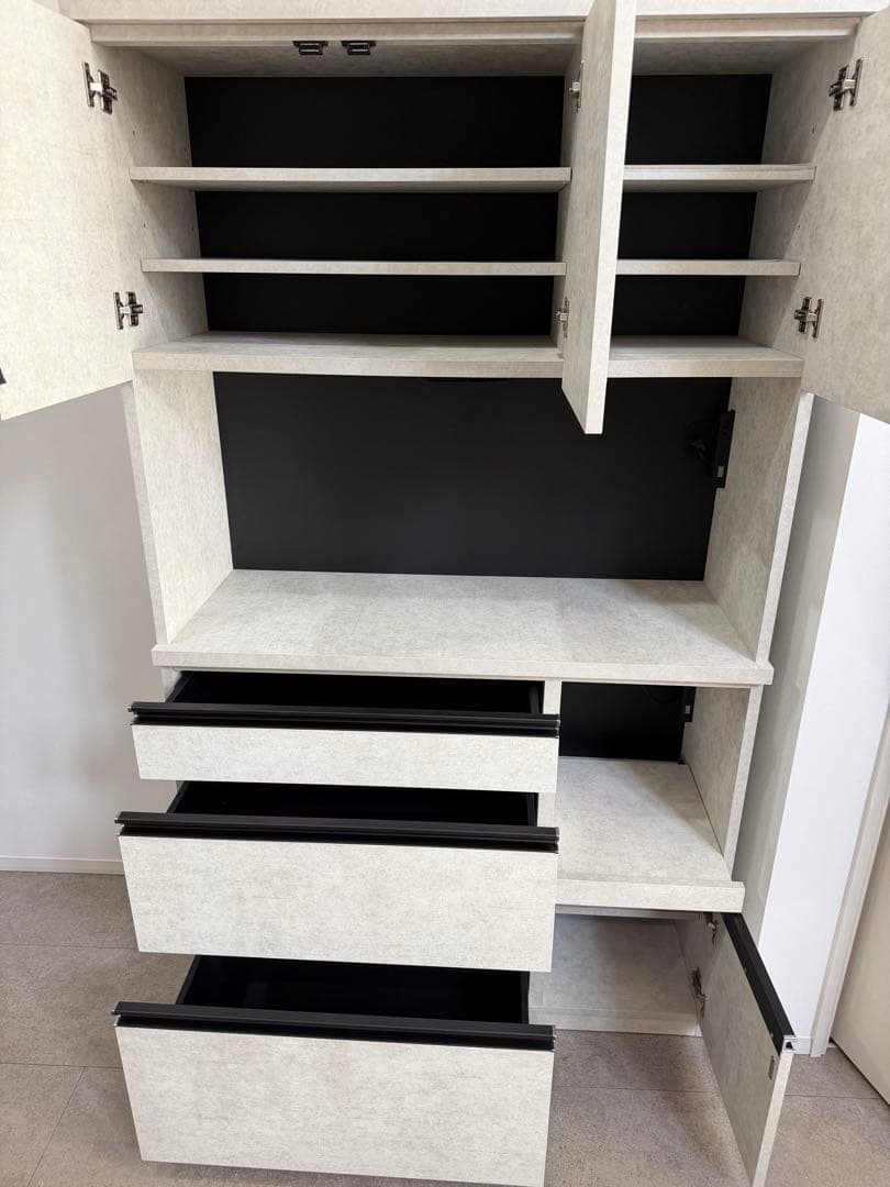 食器棚 3引き出し 2棚