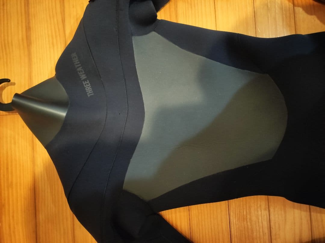 THREE WEATHER 　セミドライ ウェットスーツ5X3mm　Lサイズ