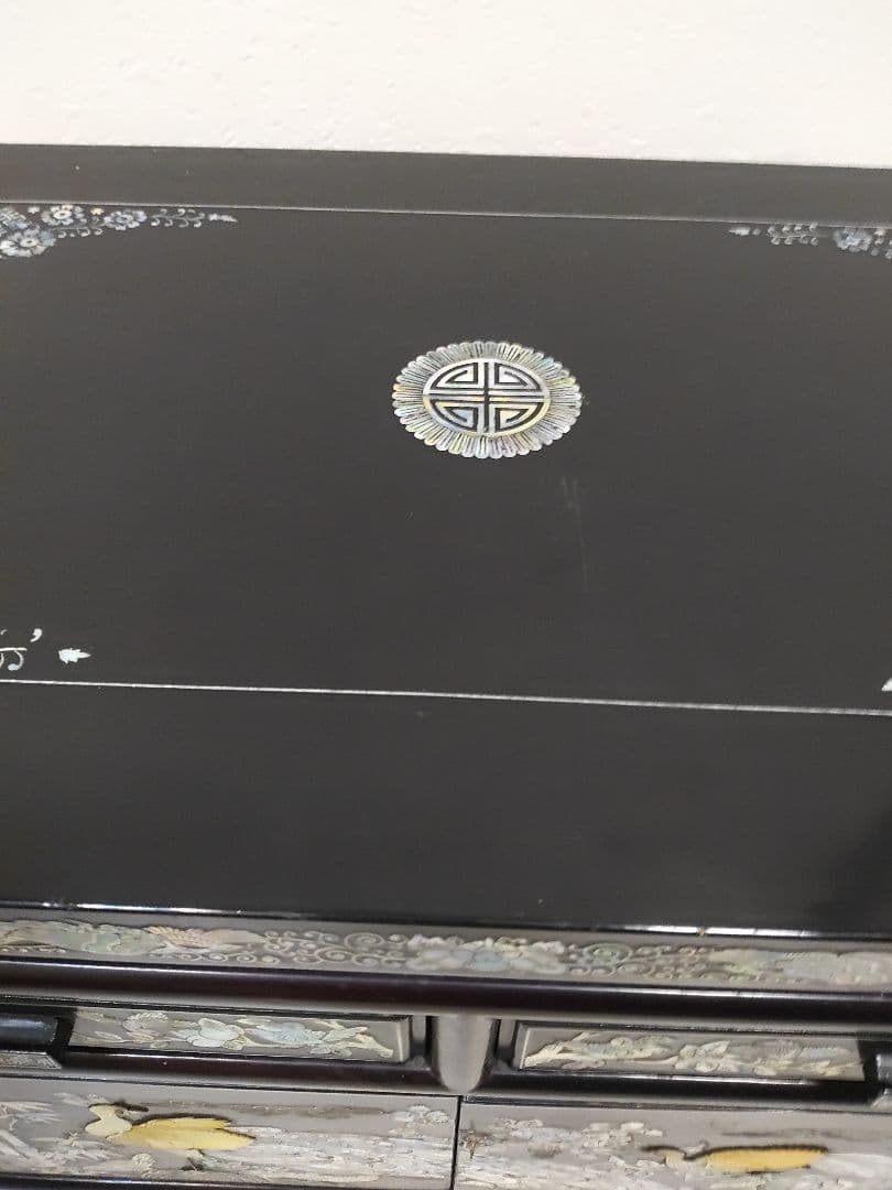 韓国　伝統工芸品　螺鈿細工　花鳥模様　収納棚　キャビネット　送料無料