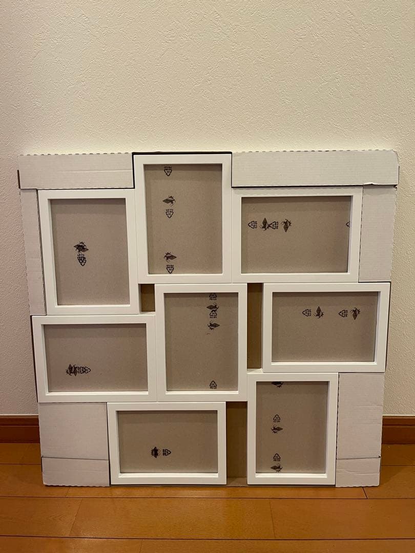 ★最終値下★  透明アクリルポスターフレーム4つ&白い写真フレーム1つまとめ売り