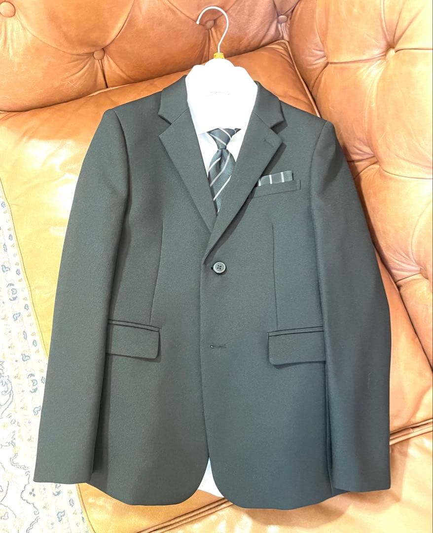 フォーマルスーツ７点セット 160cm 男の子 シャツ　ネクタイ 黒 卒業式