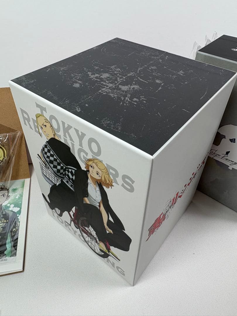 【新品未開封品】東京リベンジャーズDVD 第１期・２期　購入者特典付き&おまけ付