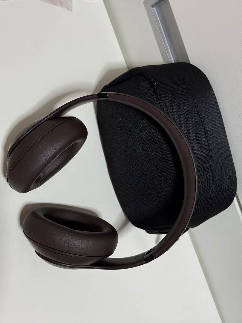 Beats プレミアムワイヤレスノイズキャンセリングヘッドフォン