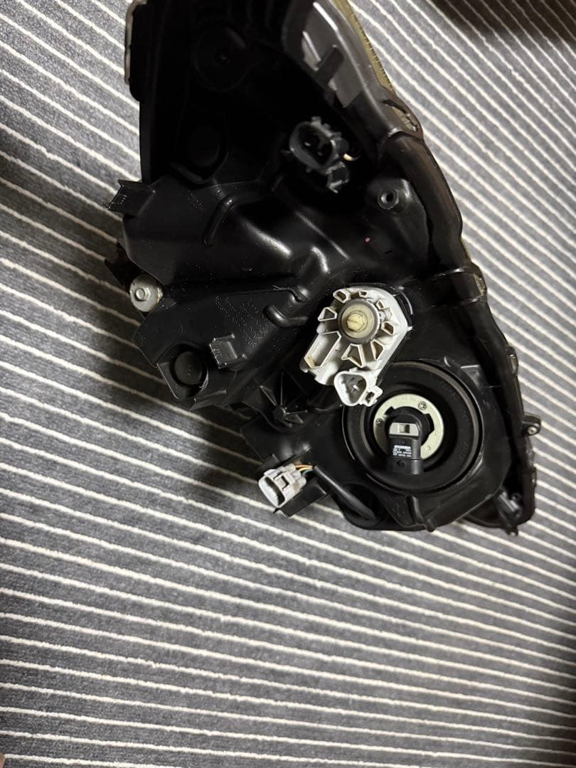 アクア NHP10 ヘッドライト クリアレンズ インナーブラック 調整機構付き