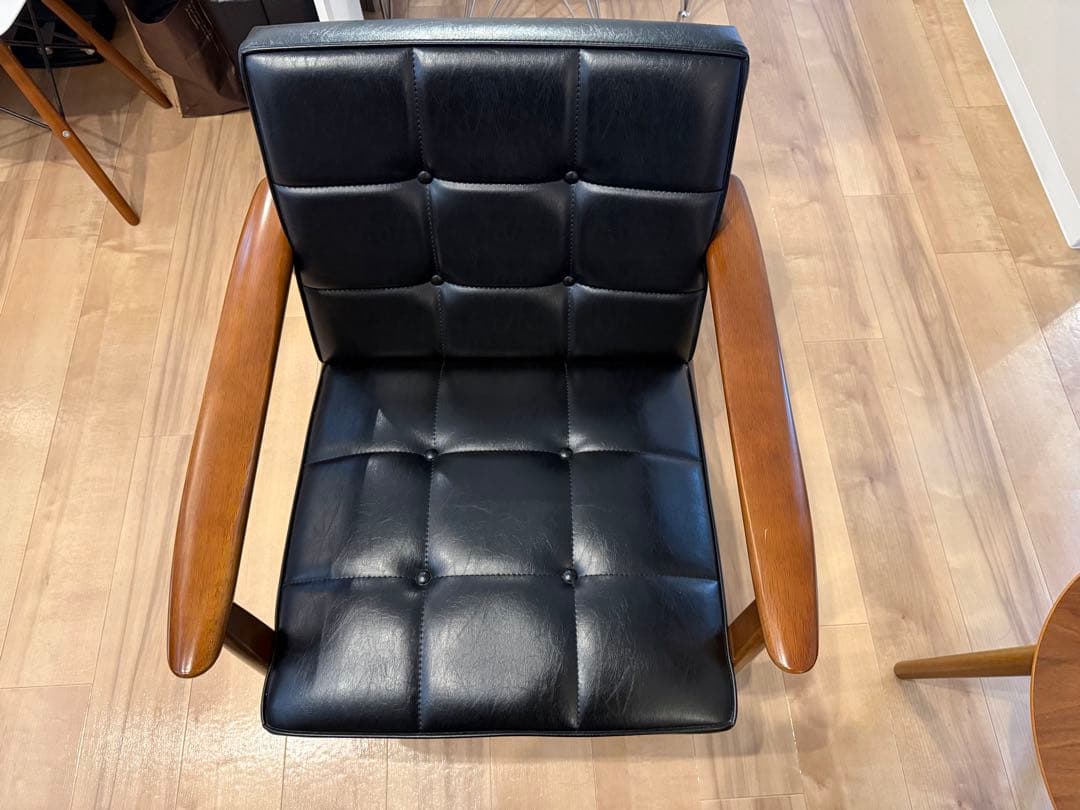 カリモク60 Kチェア