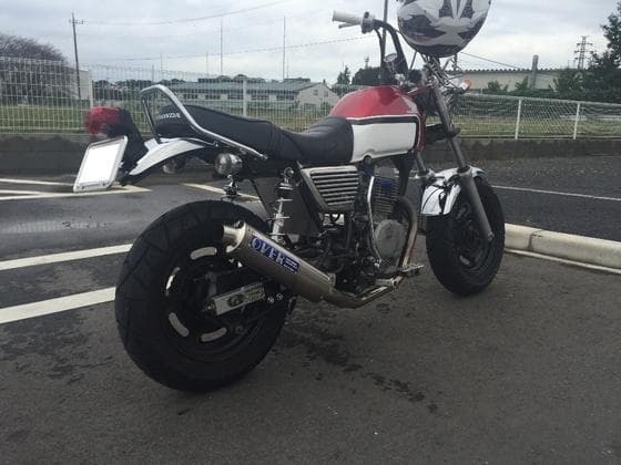 1 / 新品　エイプ50　100 ツインサスアダプター 塗装有　ＫＢＣ製 Ｗサス