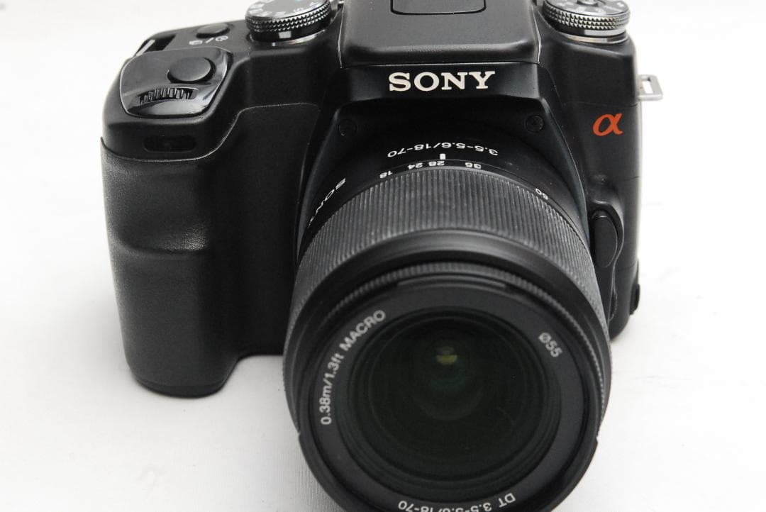 SONY α100/DT 3.5-5.6 18-70　（良品）