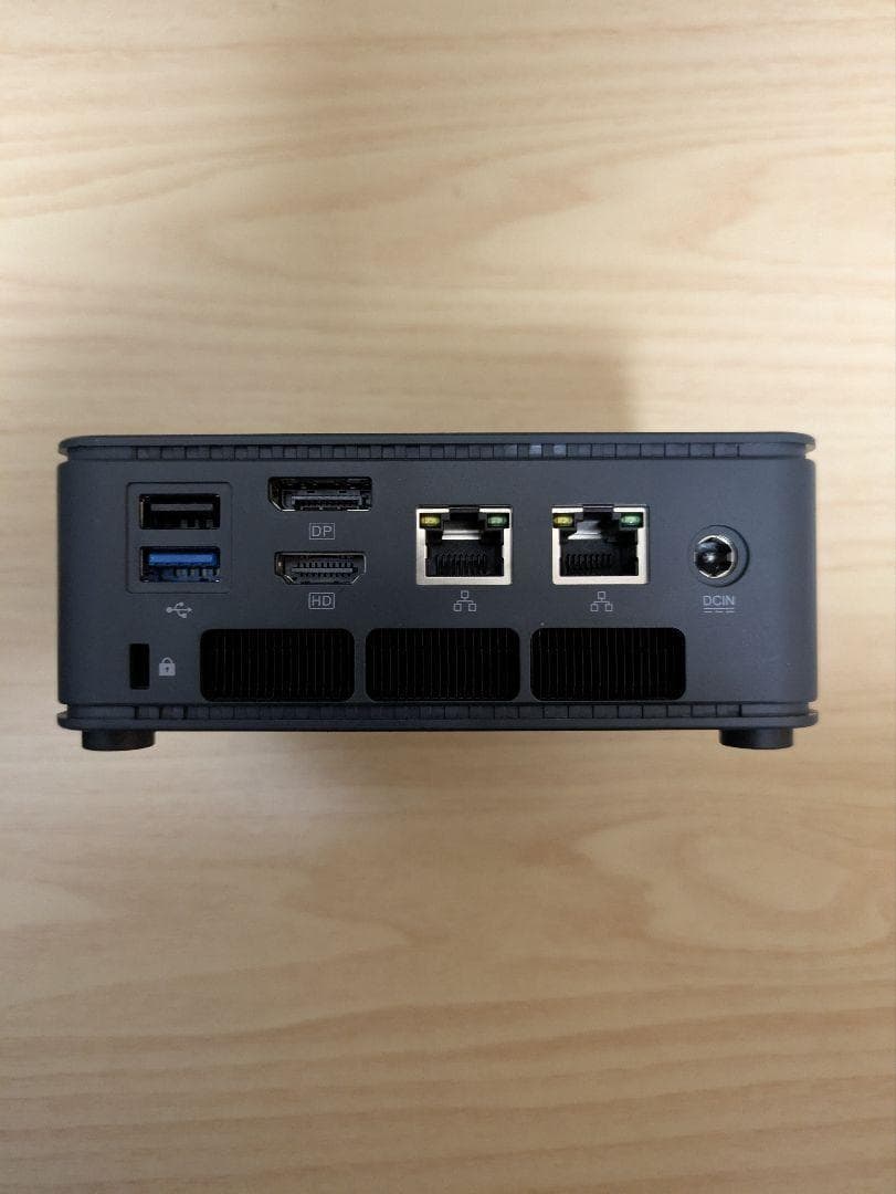 GMKtec M6 AMD Ryzen 6600H ミニPC