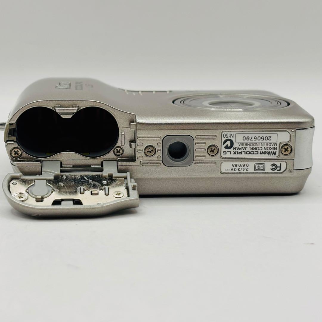 動作確認済み　※箱付属品付き※ Nikon COOLPIX L6 デジタルカメラ