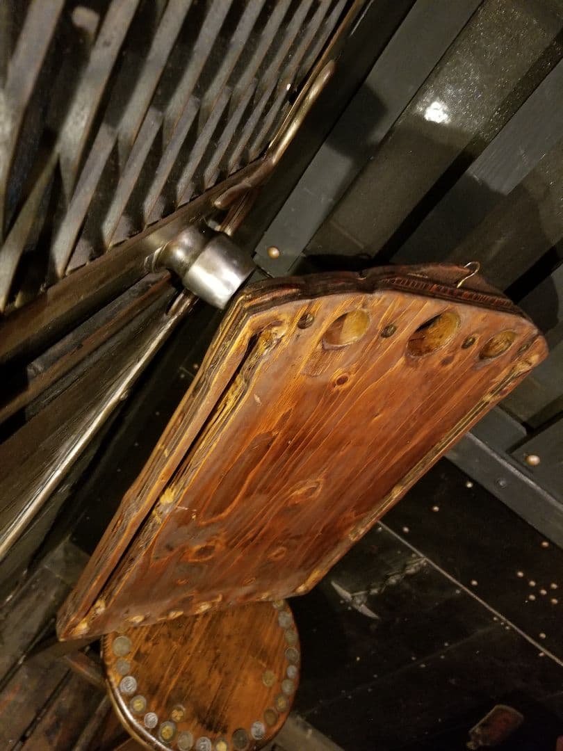 ヴィンテージ　木製　透かし彫り　額装飾　ミュシャ　ノスタルジア　アート　ミラー