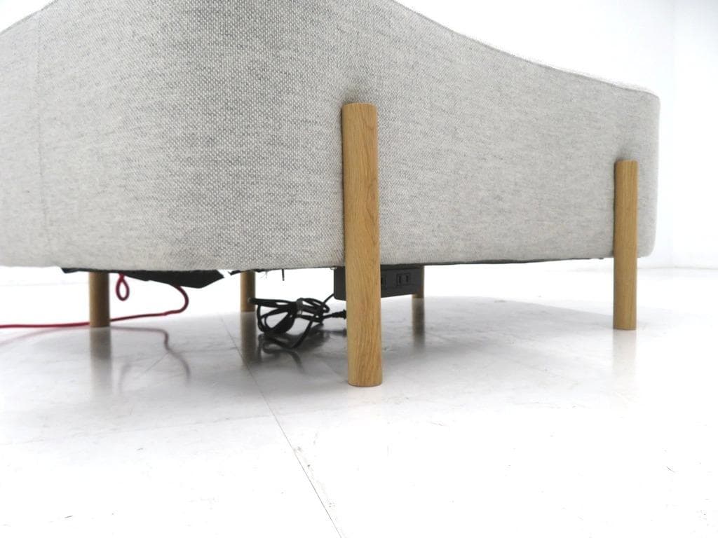 展示品　カリモク　ドラドラ　北欧　オーク材　ソファ 照明付き　ラウンジチェア