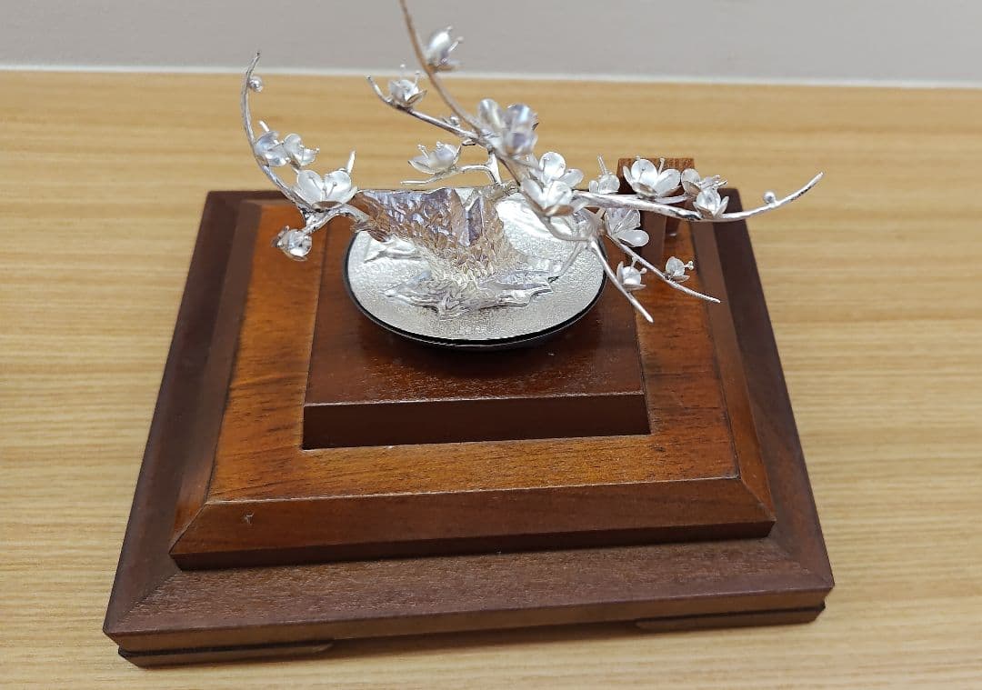 純銀製　梅　光則作　盆栽