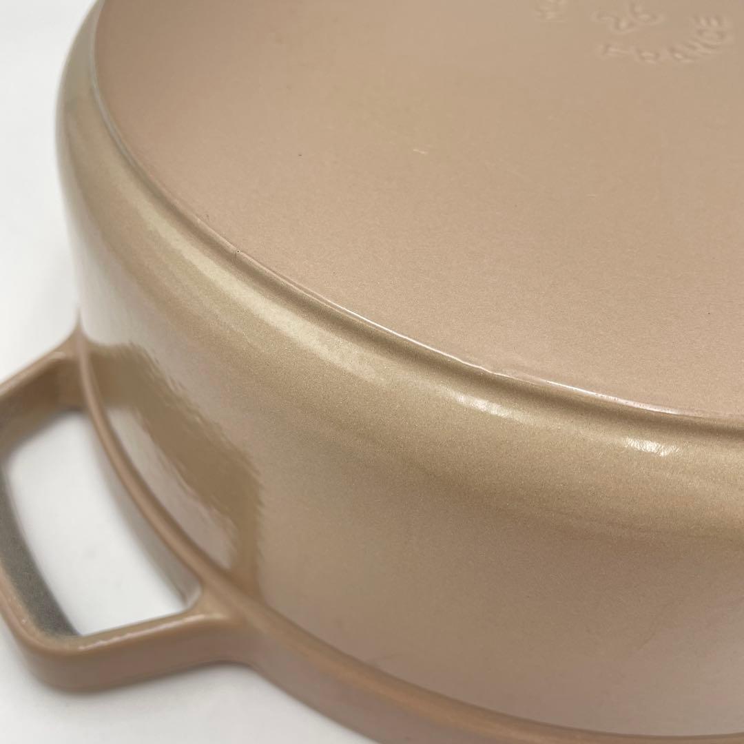 美品　STAUB ストウブ シャロー ココット ラウンド 26cm リネン