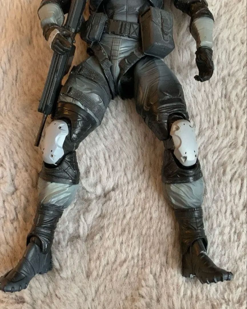 L GEAR SOLID プレイアーツ改 ソリッド・スネーク