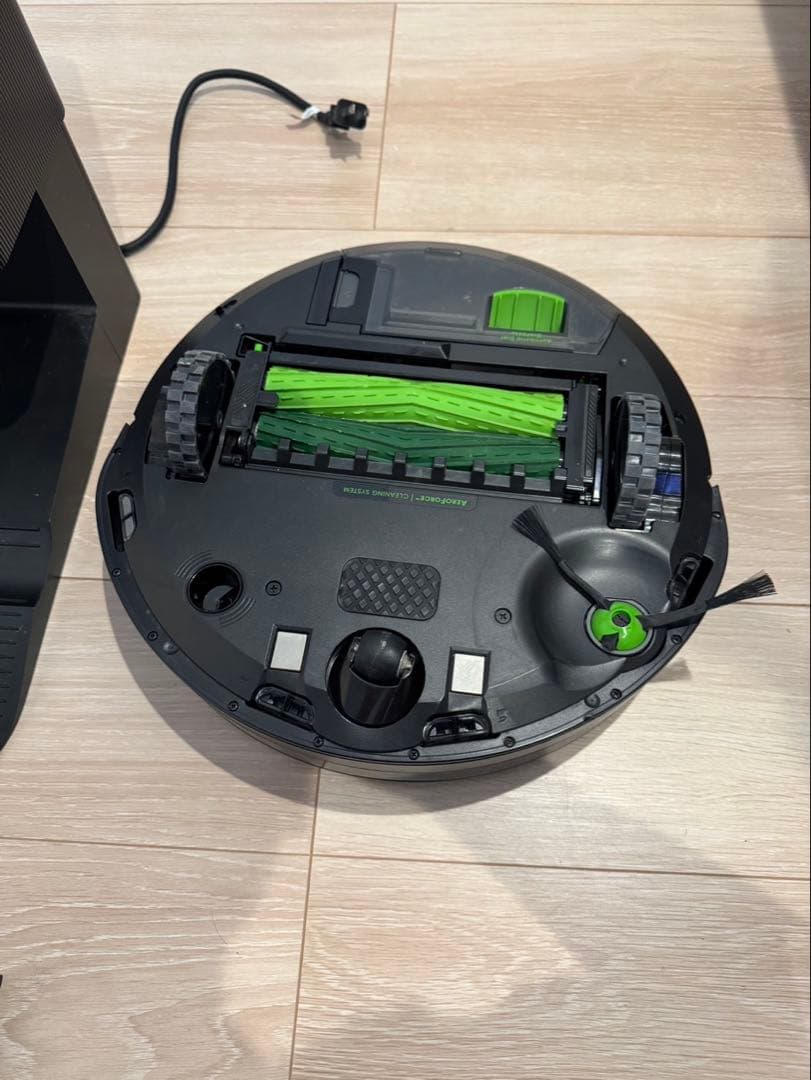 iRobot Roomba i5+ 本体　フィルタルンバ