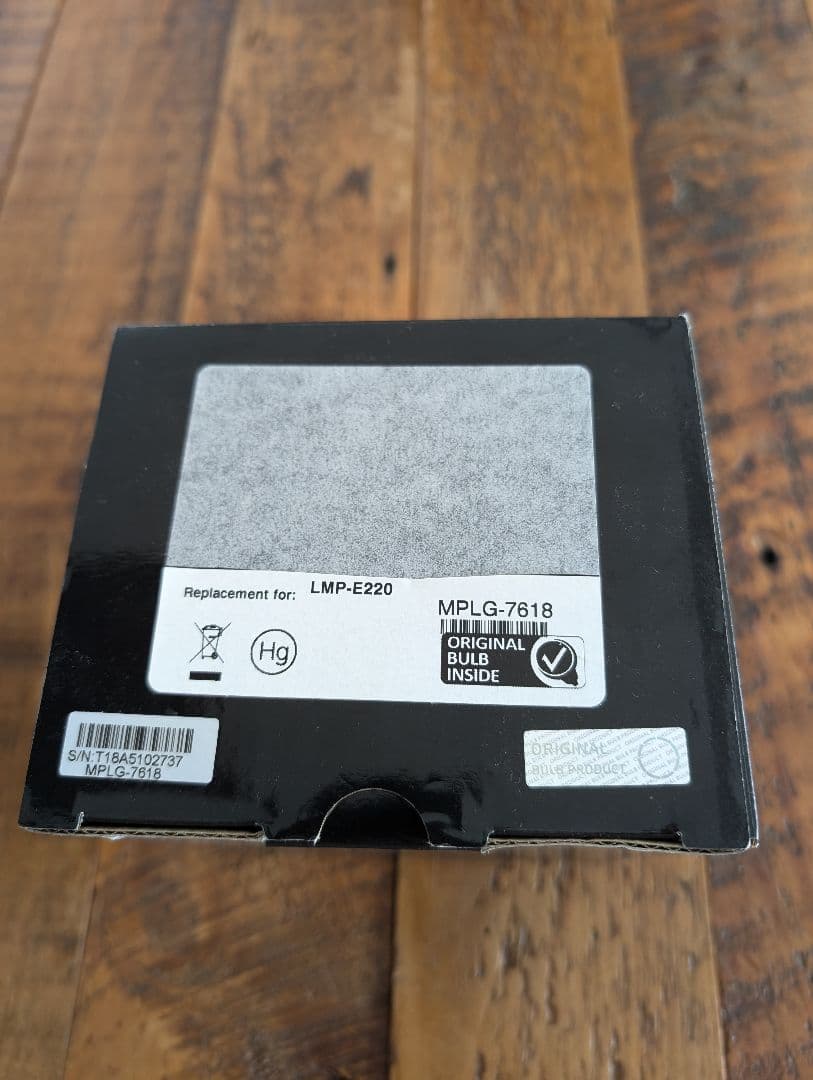 新品！SONY　LMP-E220　交換用プロジェクターランプ