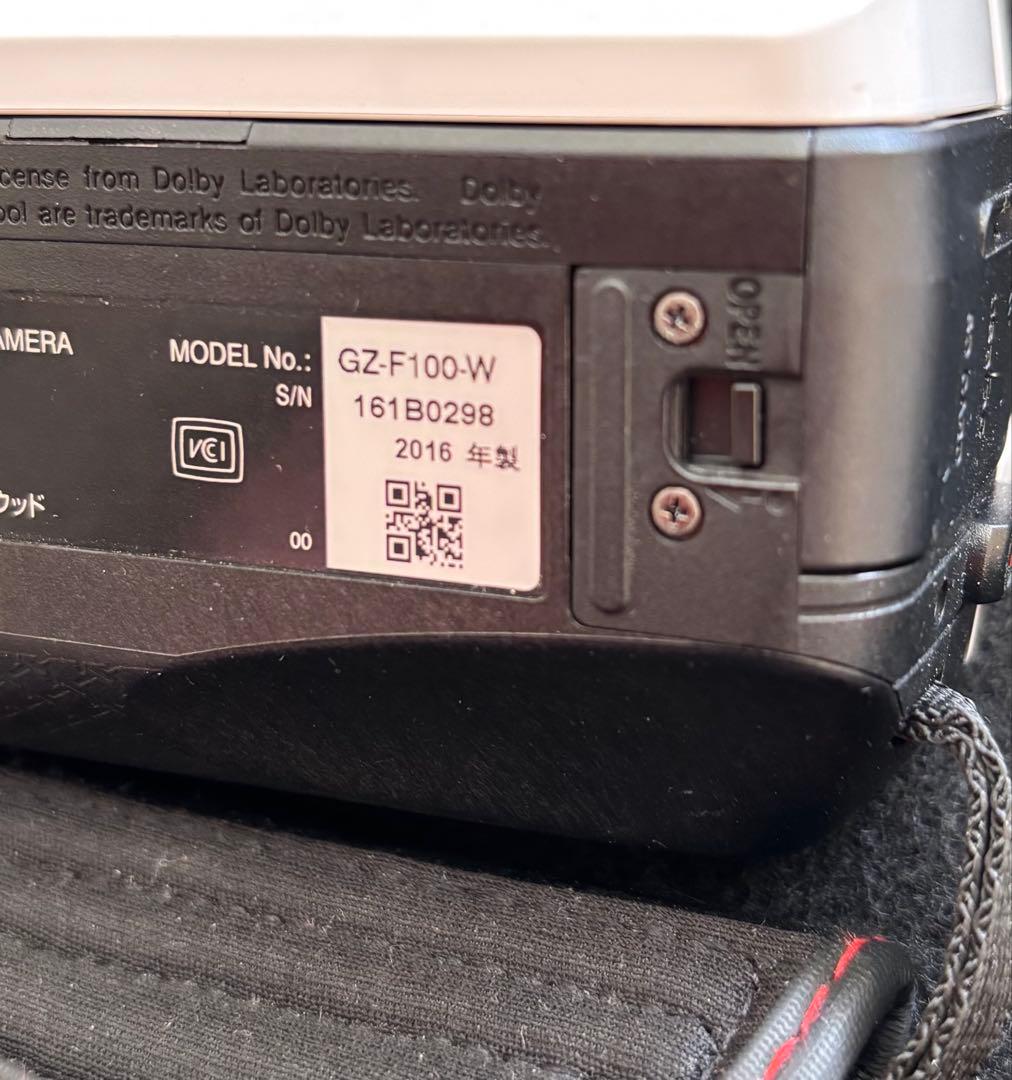 JVC Everioエブリオ ビデオカメラ GZ-F100 32GB内蔵メモリー