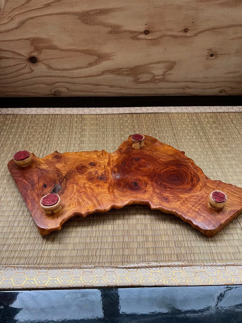 天然木 一枚板の装飾テーブル 脚付 花台 フラワースタンド