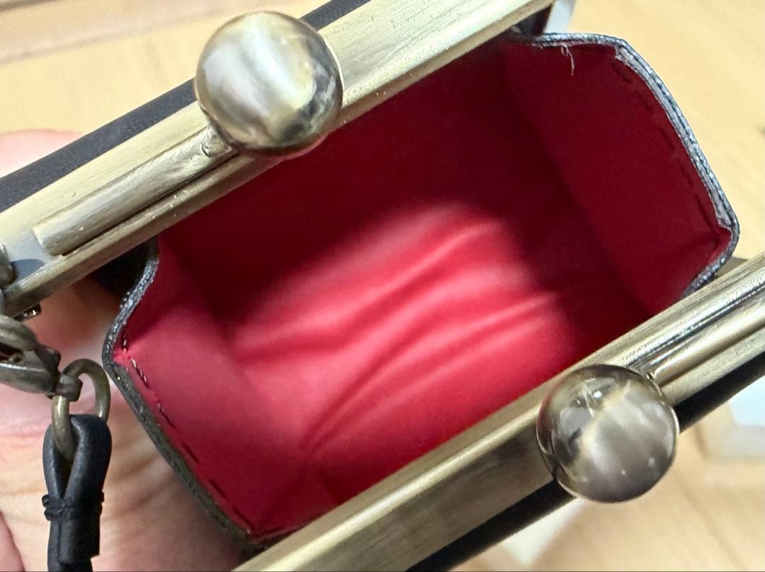 ムーミンママのハンドバッグ アクセサリーケース (小さいケースです。)