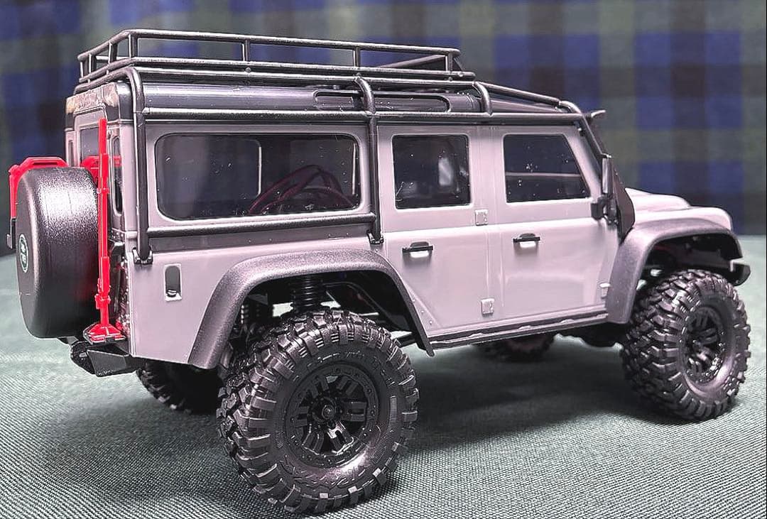 トラクサス　TRX4M ディフェンダー　　美品　完成品クローラーラジコン