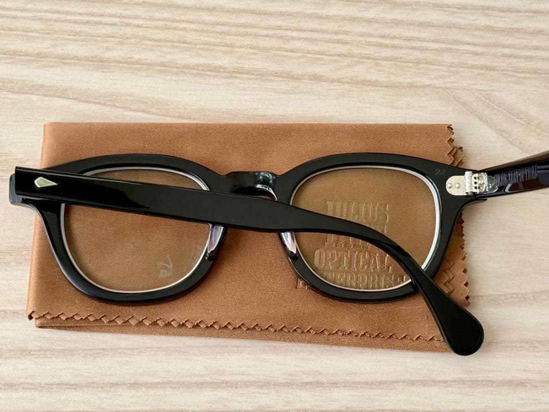 最終値 JULIUS TART OPTICAL AR 46 22 BLACK