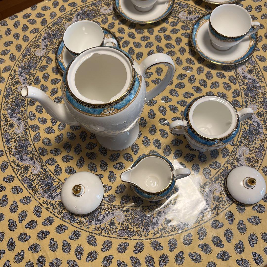 ウェッジウッド　カーゾン　コーヒーカップ、コーヒーポット、大皿セット