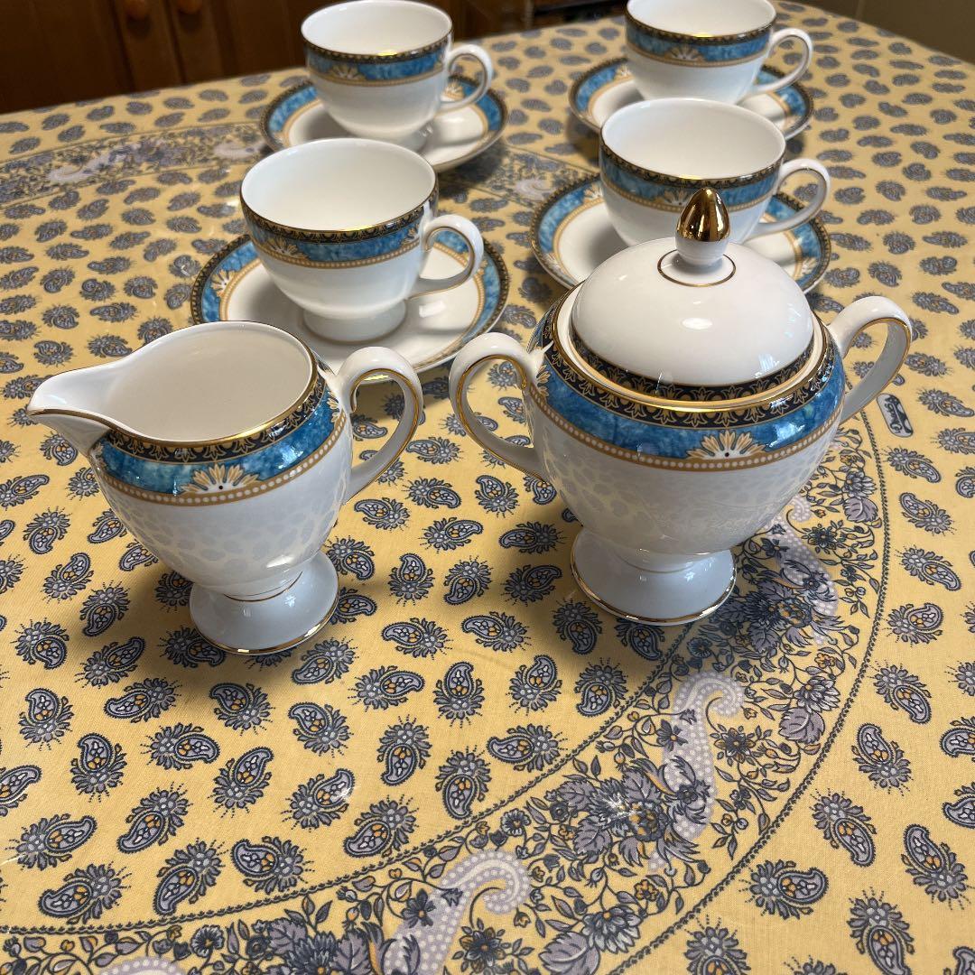 ウェッジウッド　カーゾン　コーヒーカップ、コーヒーポット、大皿セット