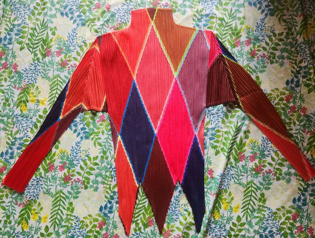 プリーツプリーズ トップス