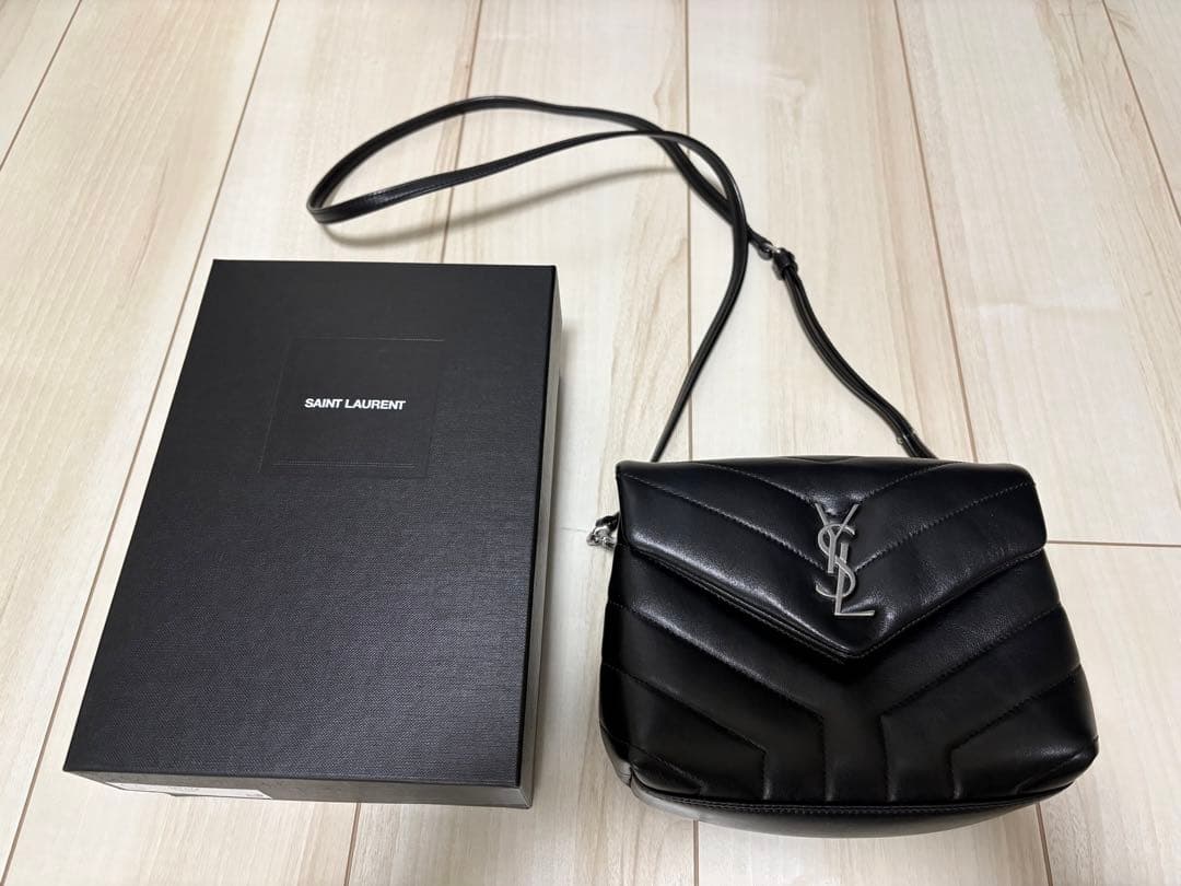 サンローラン ルル ショルダーバッグ