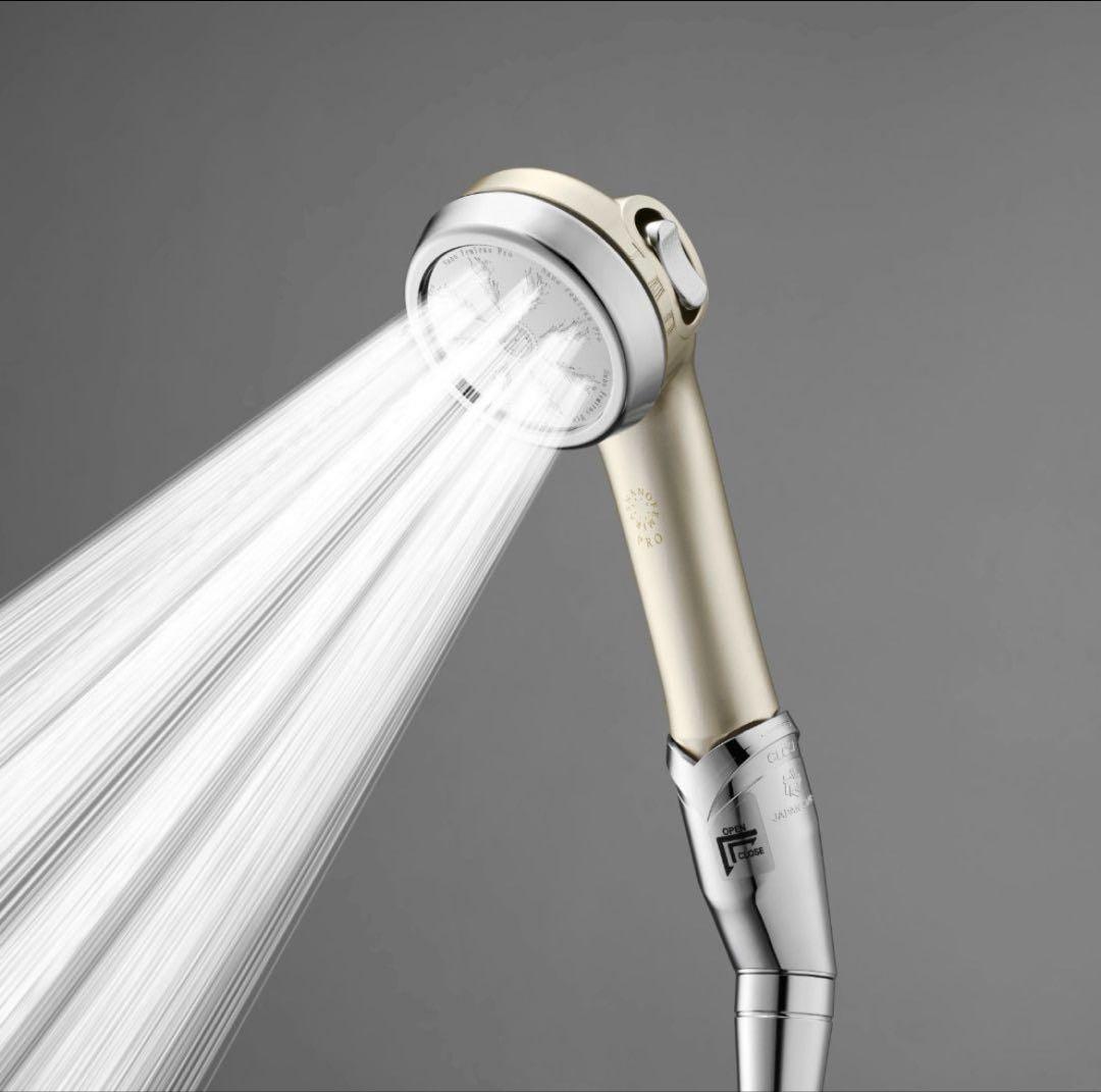 【新品】ナノフェミラス・プラス　プロ　シャワーヘッド　マイクロナノバブル　日本製