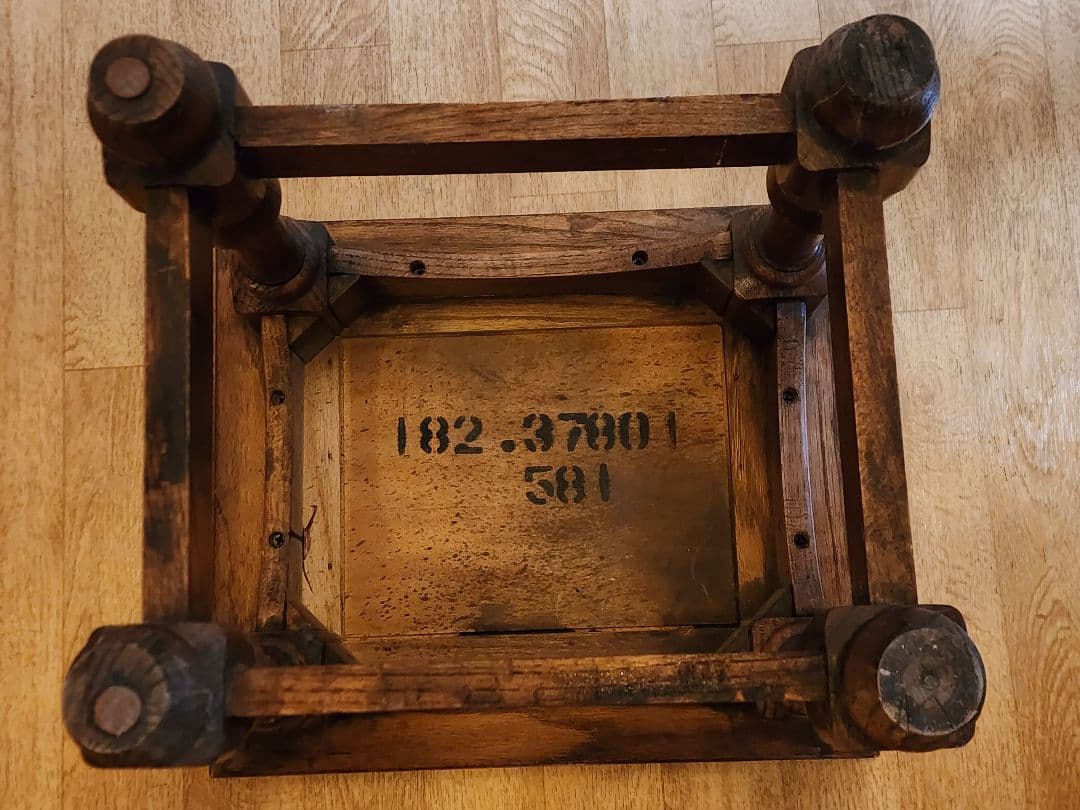 【直接引取限定】ヴィンテージサイドテーブル①　アンティーク家具　レトロ