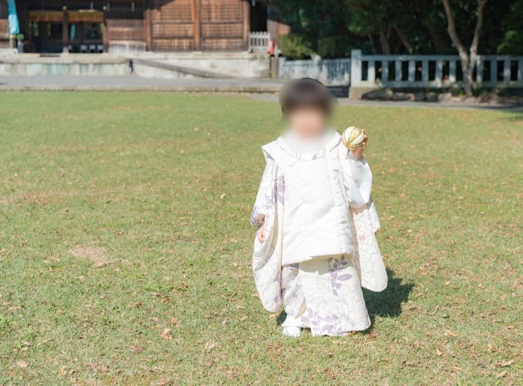 七五三　お揃い着物 白と紫の花柄