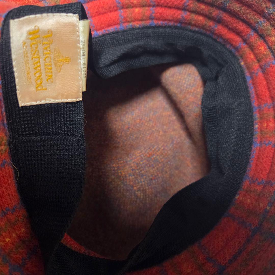 希少 Vivienne Westwood チェック オーブ クロッシェ帽子　赤