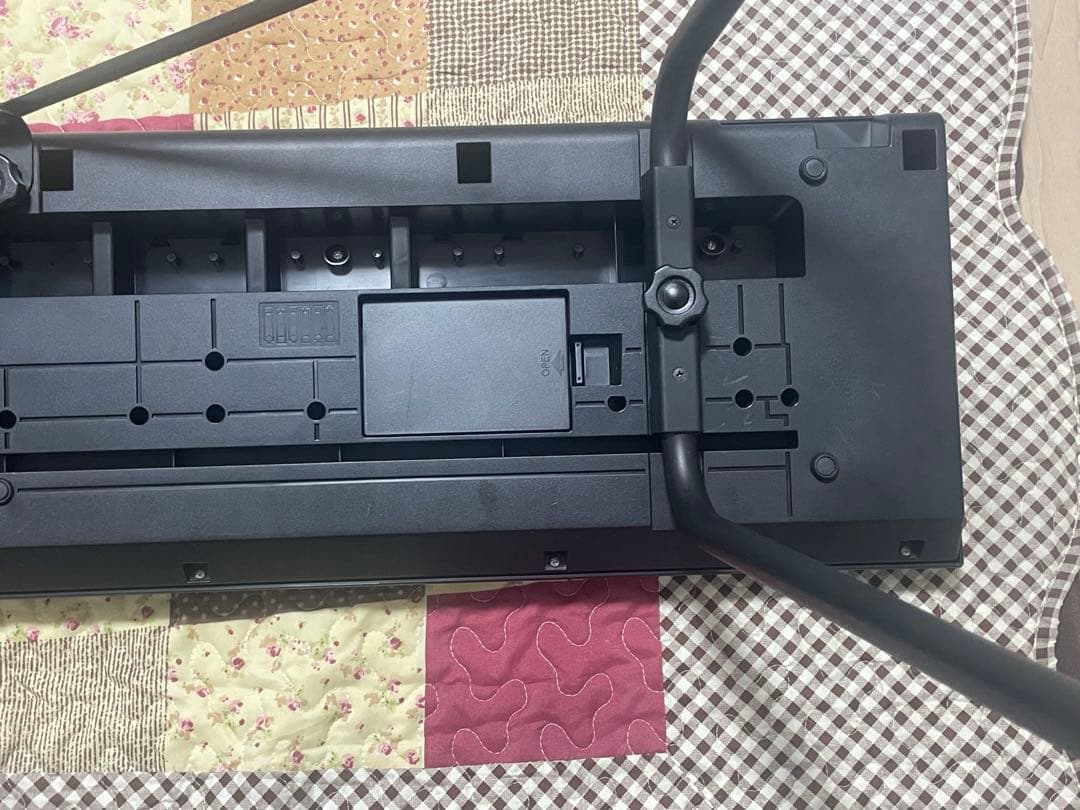 YAMAHA 電子キーボード piaggero NP-11 譜面台・アダプタ付