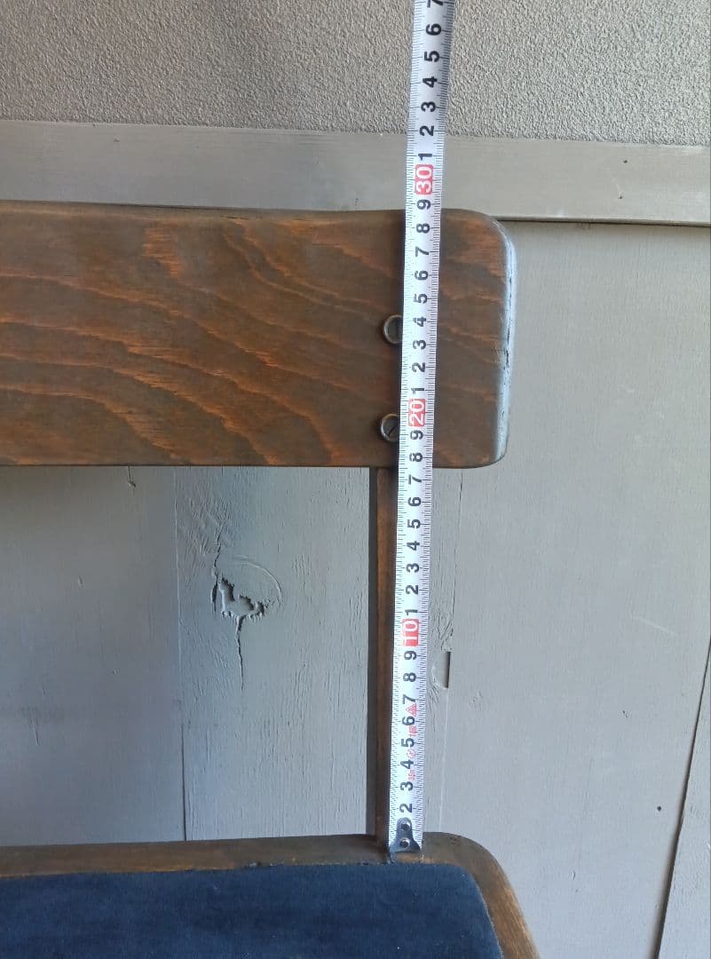 木製子供用チェア 直線的デザイン　ヴィンテージ　レトロ