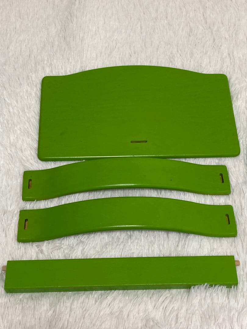 ストッケ　ベビーチェア　トリップトラップ　グリーン　シリアル4 ベビーセット付き