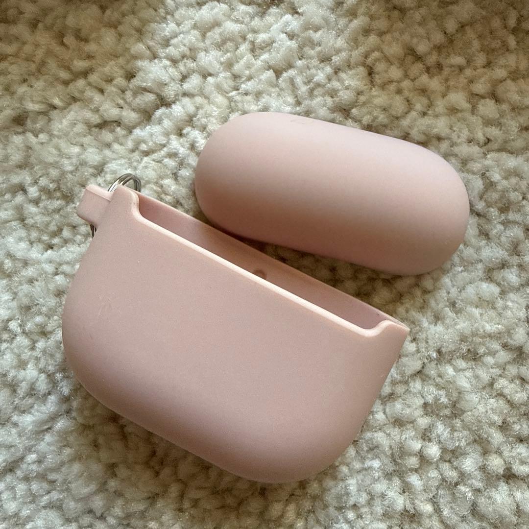 AirPods 4 アクティブノイズキャンセリング機能搭載　ケース付き