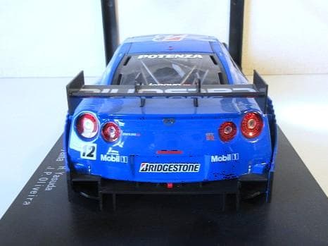 特価 EBBRO (1/18) ニッサン GT-R (R35) CALSONIC