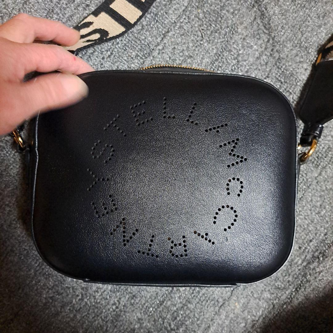 は*な様 STELLA McCARTNEY ブラックショルダーバッグ