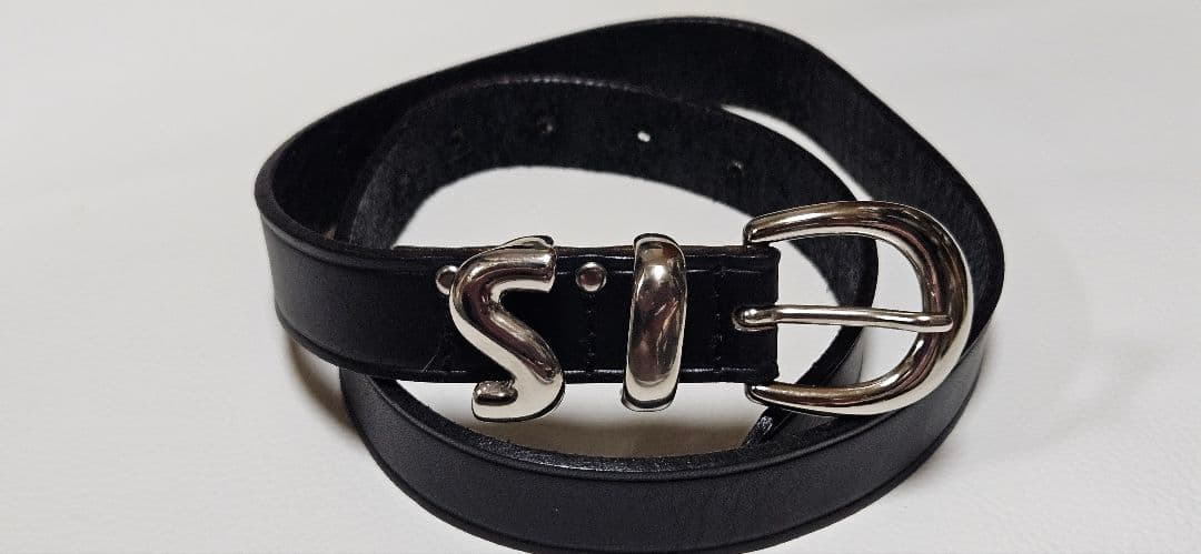 イッセイミヤケ1990年代レザーベルト　ウエスト62~72cm