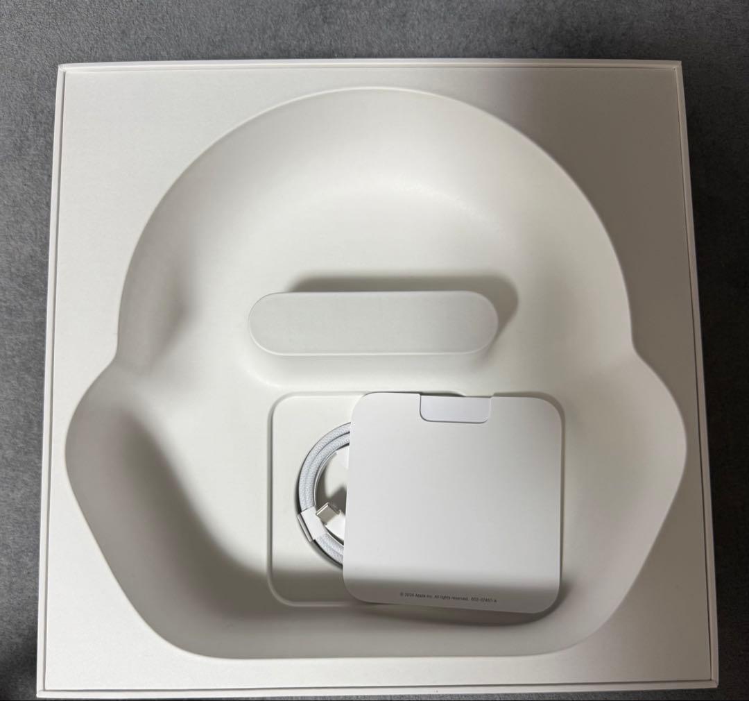 AirPods Max （2024年モデル）スターライト