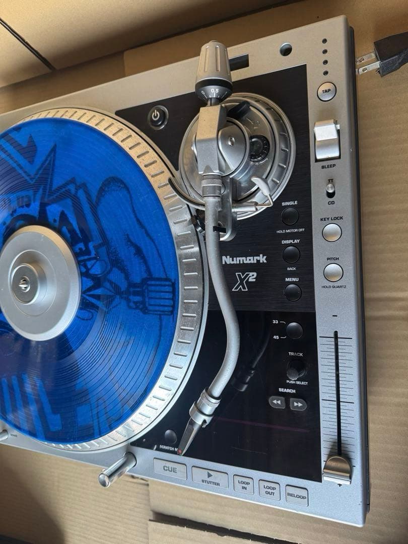 Numark X2 プロフェッショナル ハイブリッド ターンテーブ