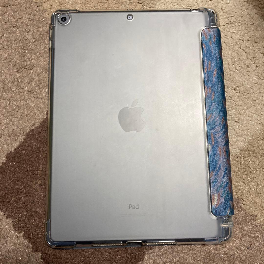 iPad第8世代 128GB WiFi カバー付き