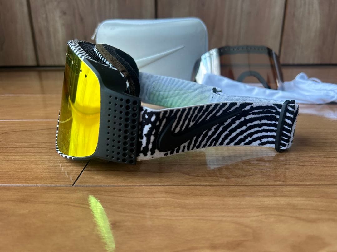 NIKE スノーボード ゴーグル 希少