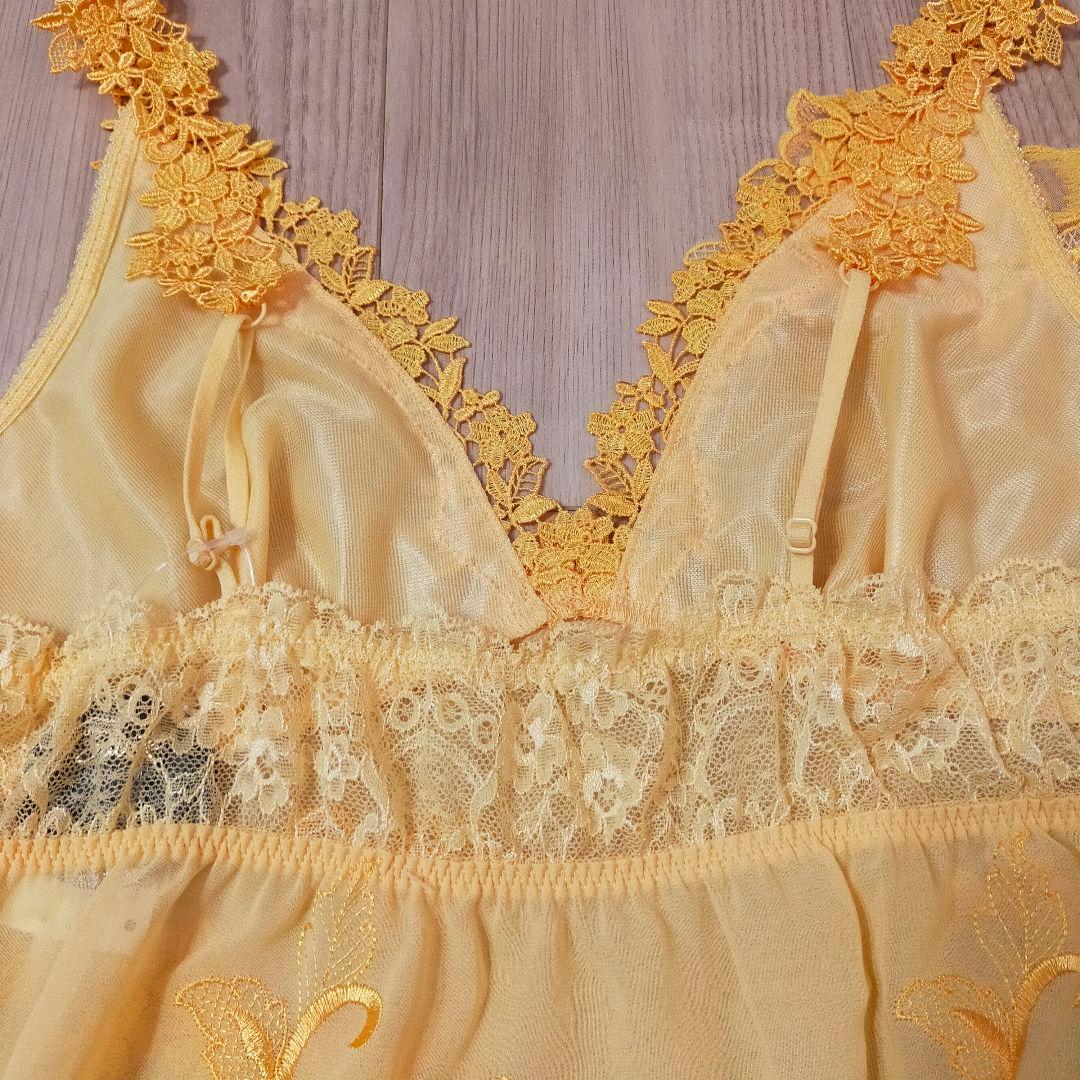 ワコール　店舗限定　スワロフスキー　サルート　花柄　刺繍　キャミソール　L