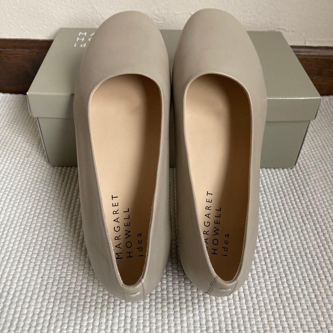 ★マーガレットハウエル　フラットシューズ　24.5cm