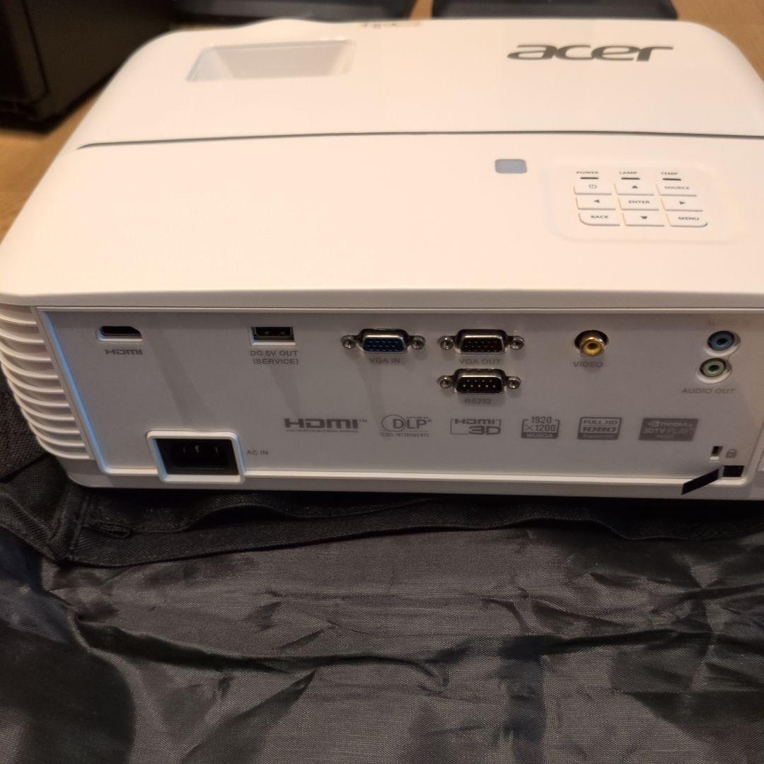 Acer H6530BD DLPプロジェクター 1080p 120Hz