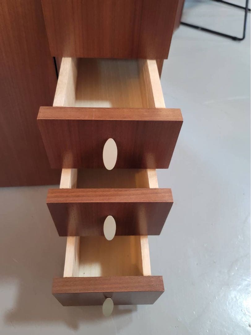 丸藤　ドレッサーセット　専用のチェア付き